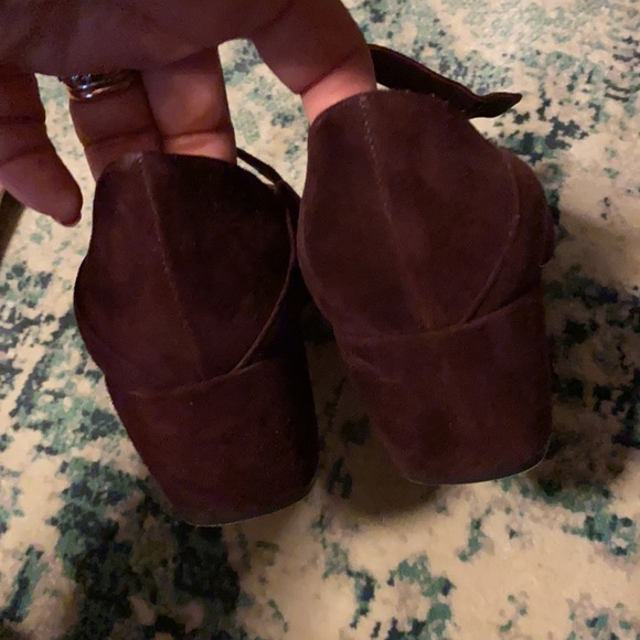 ❗️ SOLD ❗️ 💯 AUTHENTIC PRADA pumps - Picture 6 of 7